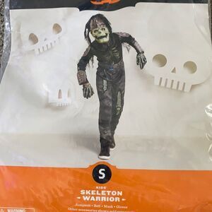 Kids Halloween Skeleton Warrior Costume Size S NEW *Read Description Please